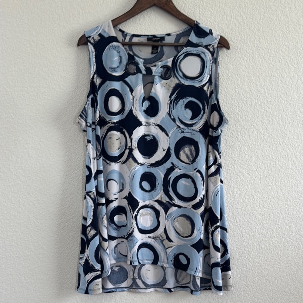 Size 2X Apt. 9 Sleeveless Circle-Print Tank Top in Blue